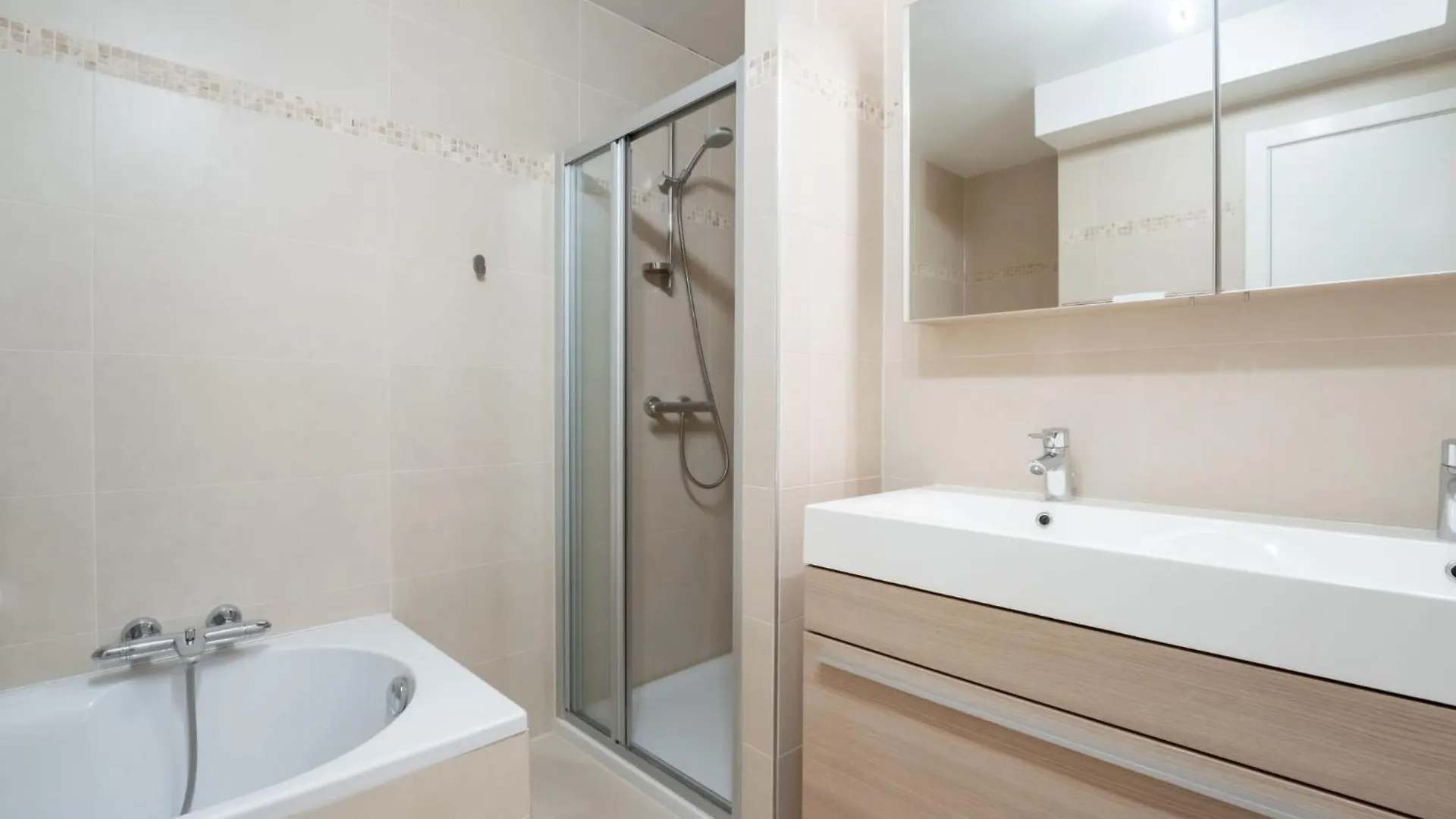 Apartment Parklane-3 By Interhome Bredene